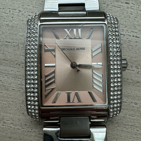 Michael Kors pink and silver women’s watch main image 6